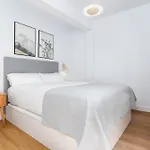 Limehome Calle Postigo Bajo Apartment *