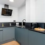 Apartment Limehome Calle Postigo Bajo