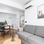 Limehome Calle Postigo Bajo * אוביידו