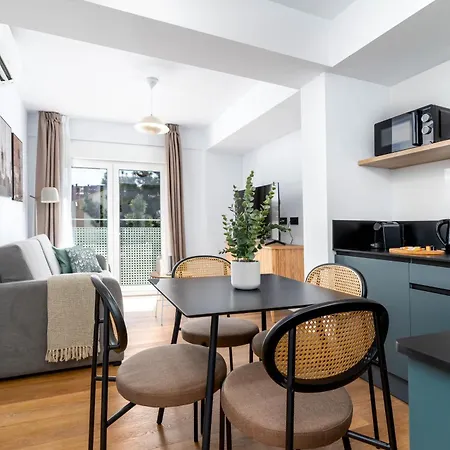 Limehome Calle Postigo Bajo *