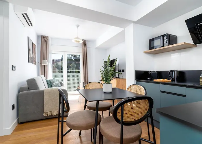 Limehome Calle Postigo Bajo *